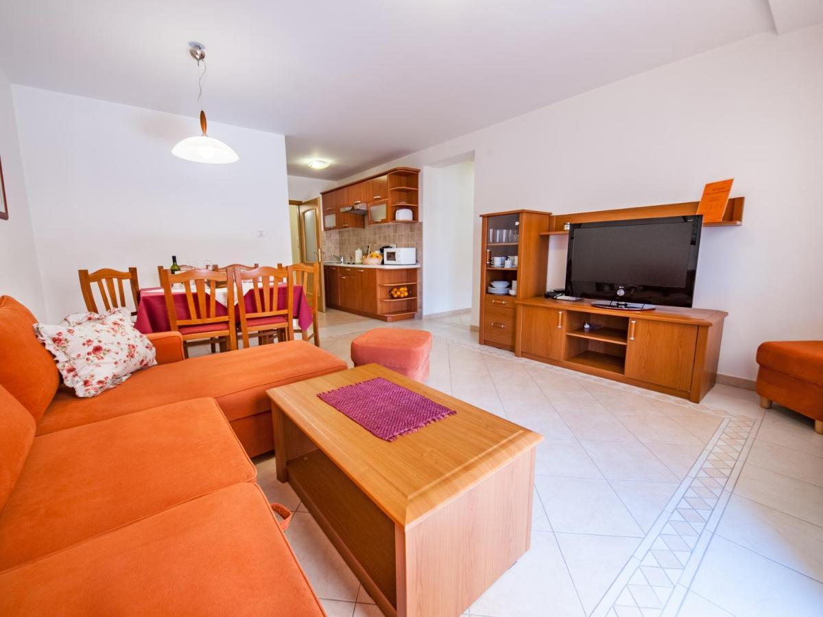 Apartment Magnolija Cres